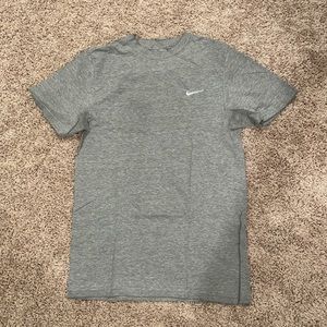 Nike tshirt